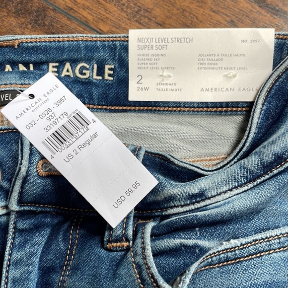 Women’s American Eagle Next Level Stretch Super Soft Hi-Rise Jegging - Picture 2 of 4